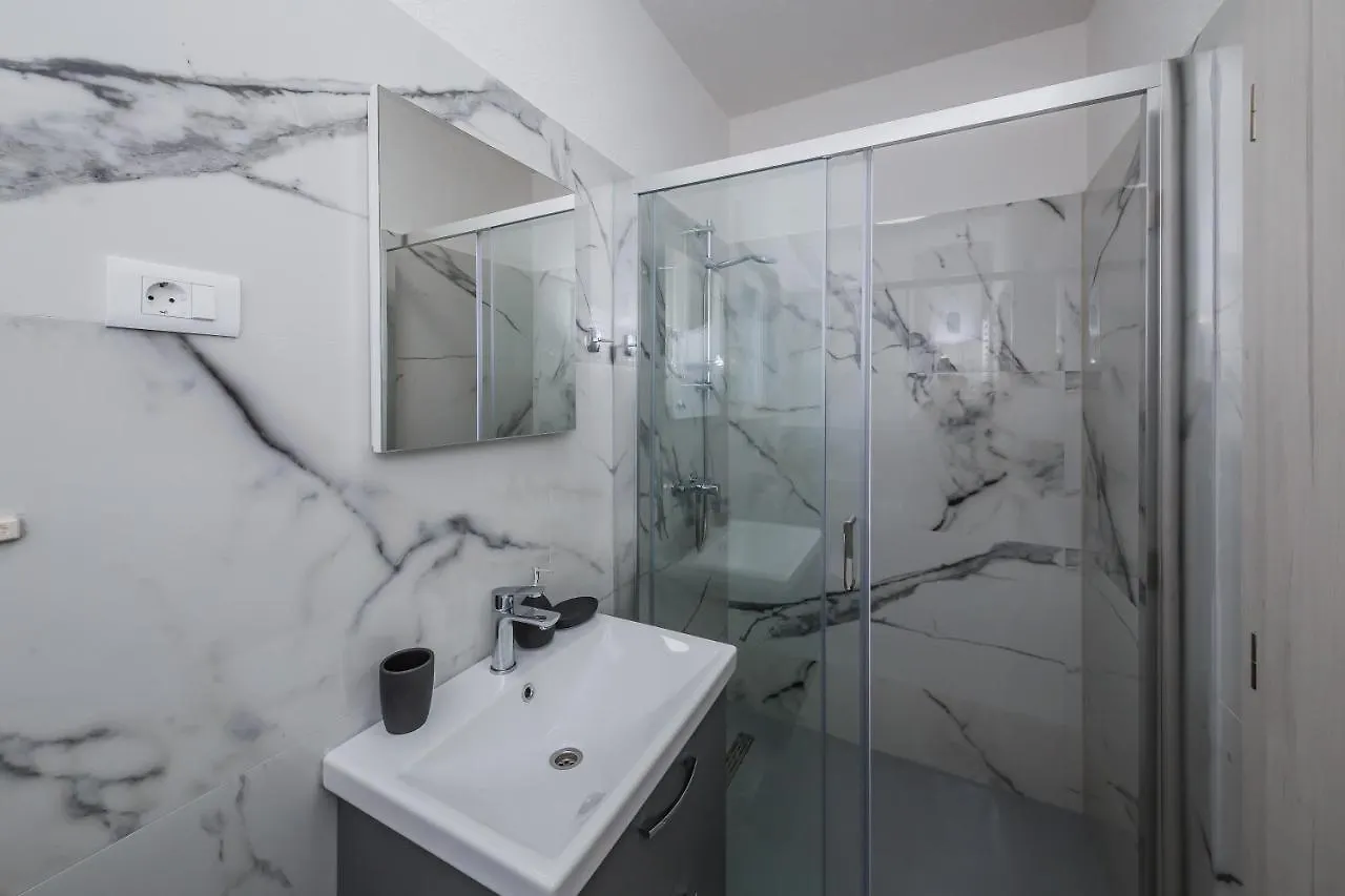 Apartments By The Sea Kastel Stafilic, Kastela - 20979