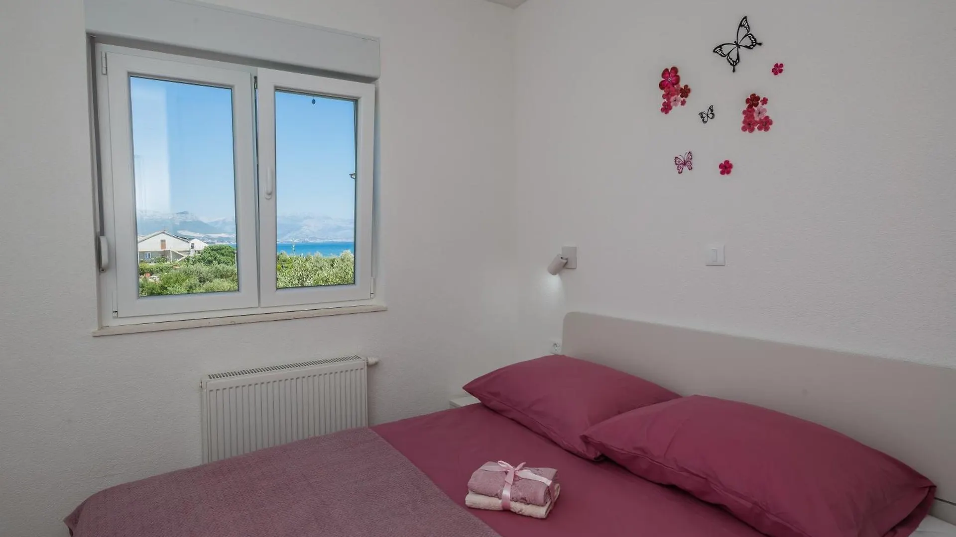 Apartments By The Sea Kastel Stafilic, Kastela - 20979
