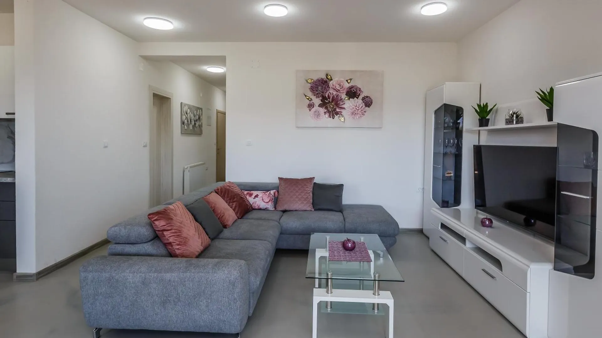 Apartments By The Sea Kastel Stafilic, Kastela - 20979 Croatia