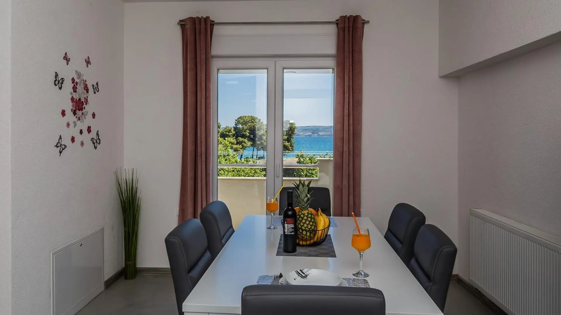 Apartments By The Sea Kastel Stafilic, Kastela - 20979 Croatia