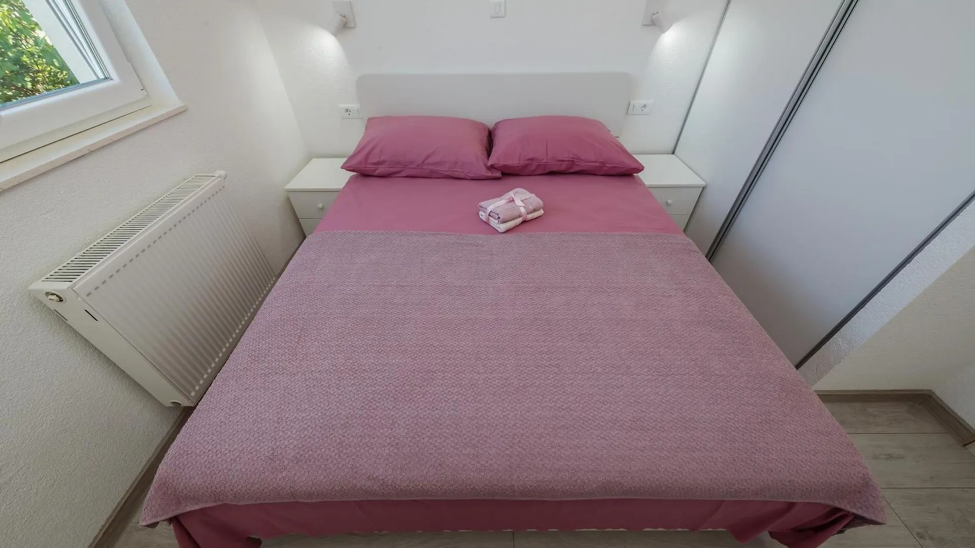 Apartments By The Sea Kastel Stafilic, Kastela - 20979